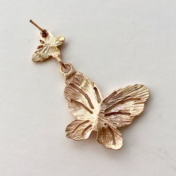 Cream & Gold Tone Enamel Dangle Butterfly Earrings NEW - Picture 4 of 7